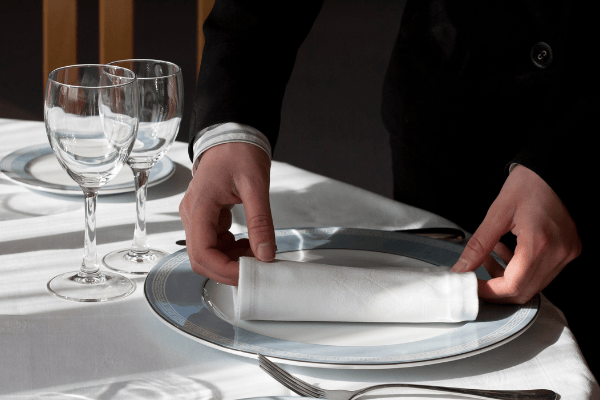 Protocole de nettoyage des salles de restaurants
